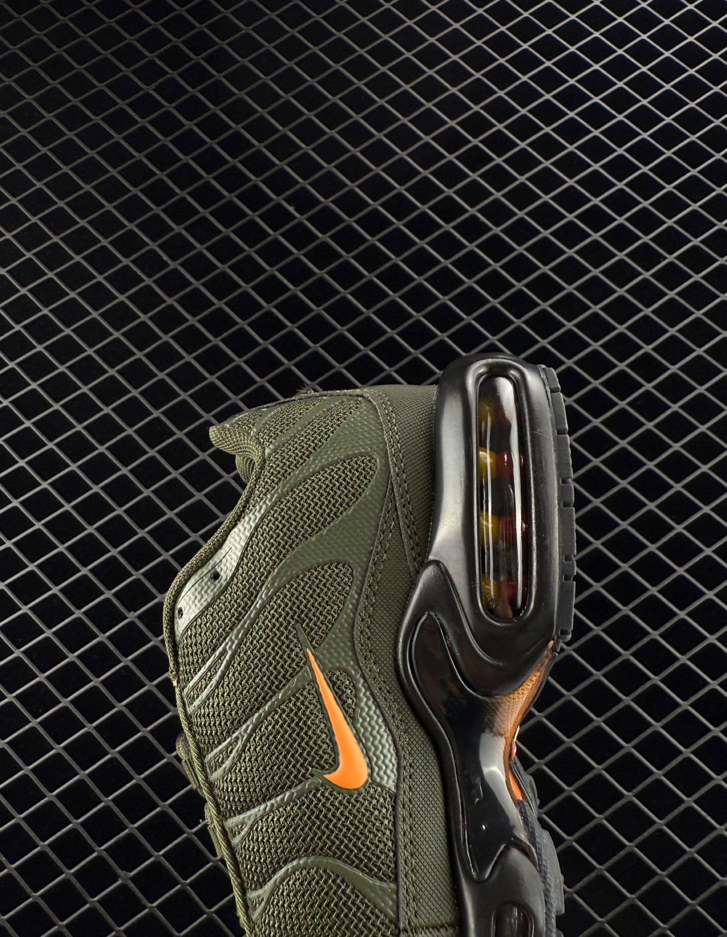 Nike Classic Color Sneakers