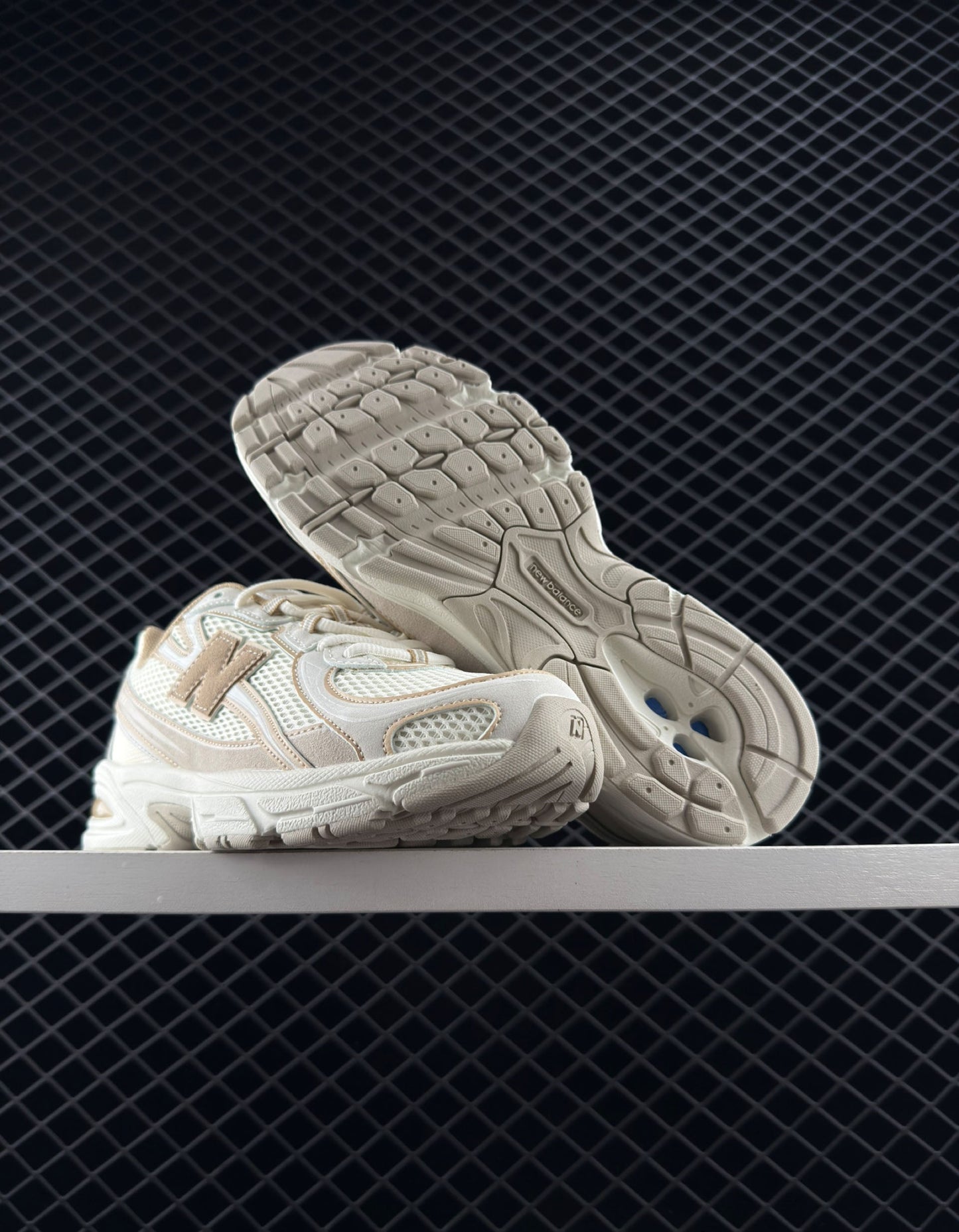 New Balance Fashion Men's and Women's Sports Shoes