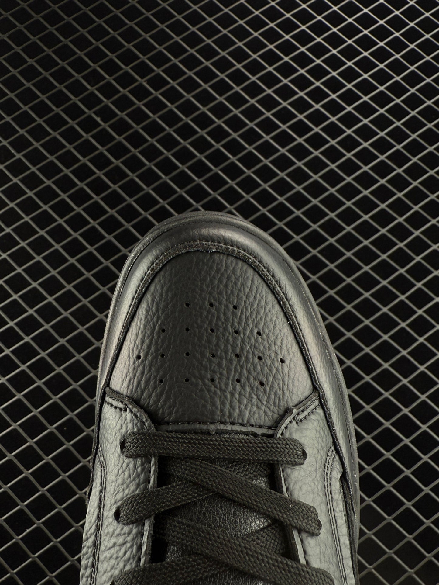 Adidas ASPYRE Retro Versatile Skate Shoes