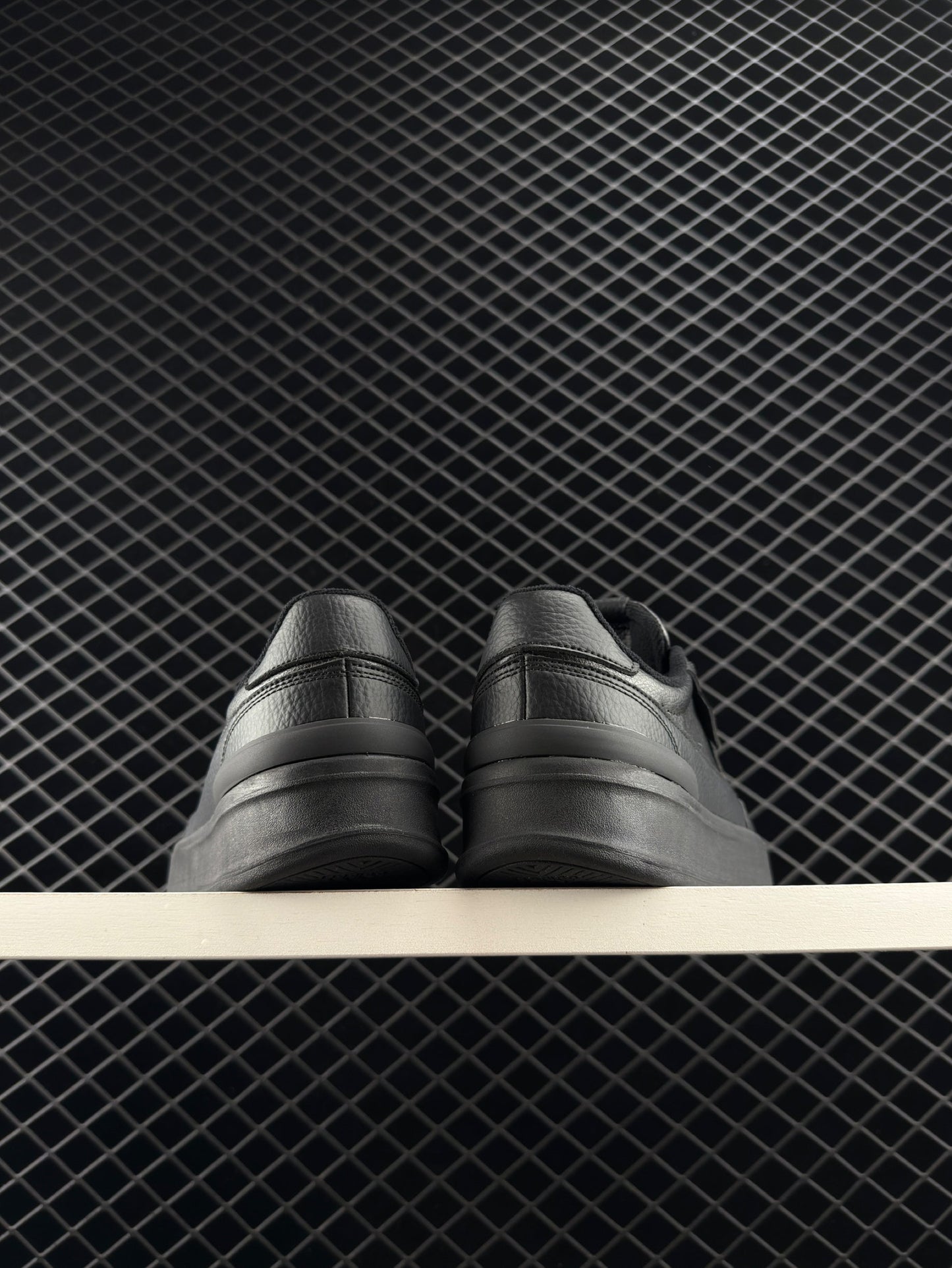 Adidas ASPYRE Retro Versatile Skate Shoes