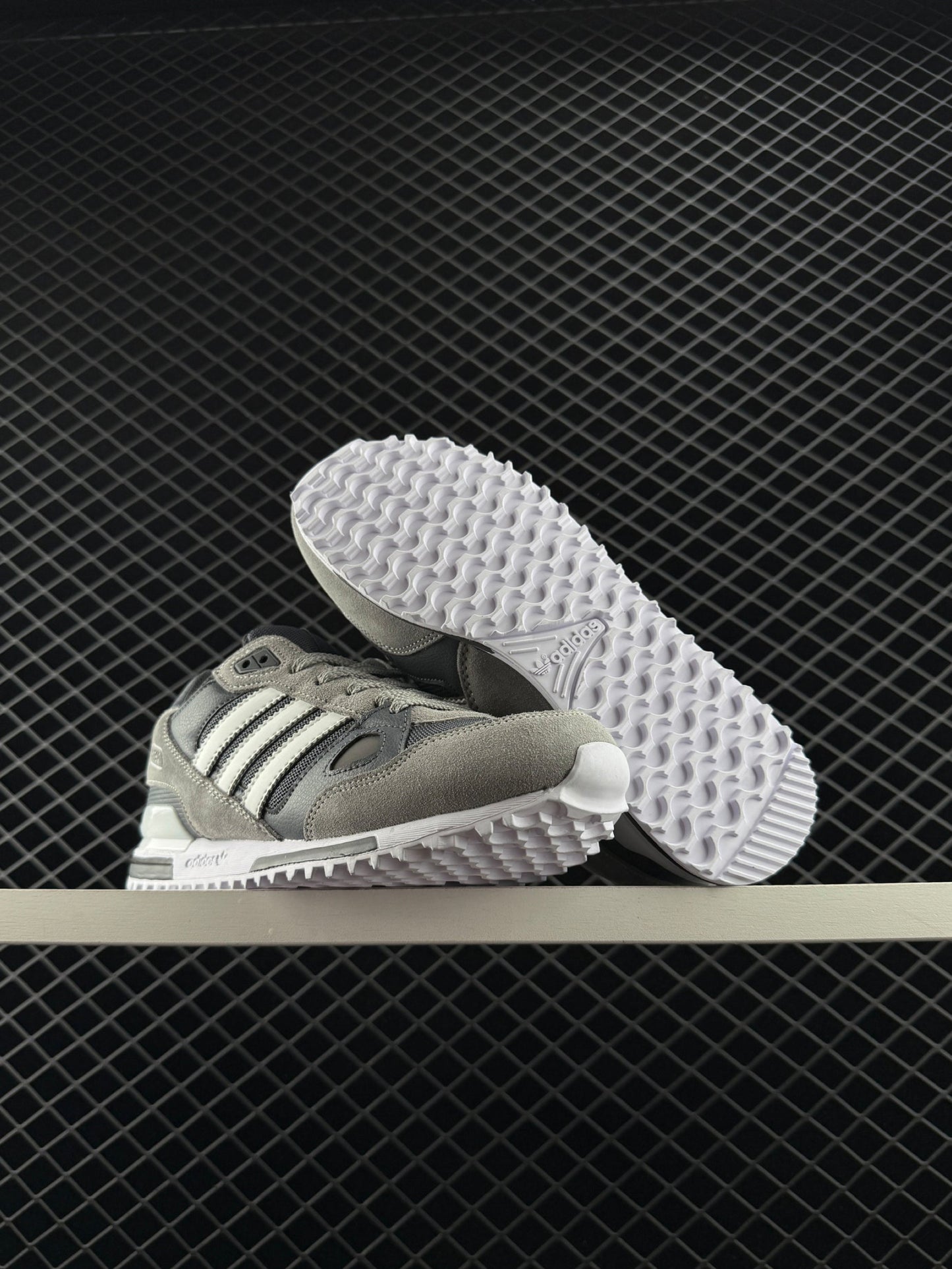 アディダス オリジナルス ZX750 レトロ カジュアル ジョギング ランニングシューズ
