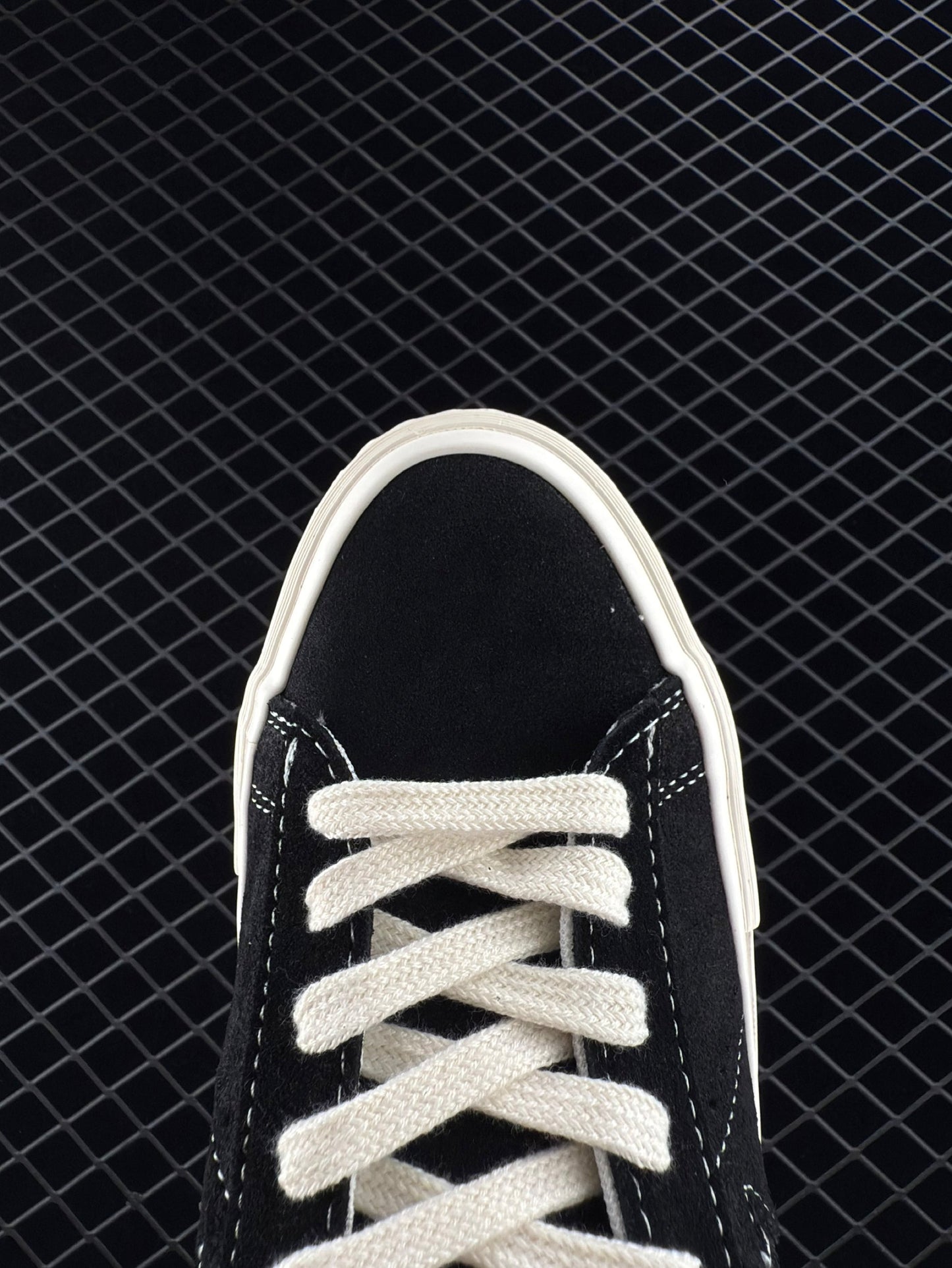 Converse One Star 95 Men's and Women's Retro Low Top Suede Skate Shoes