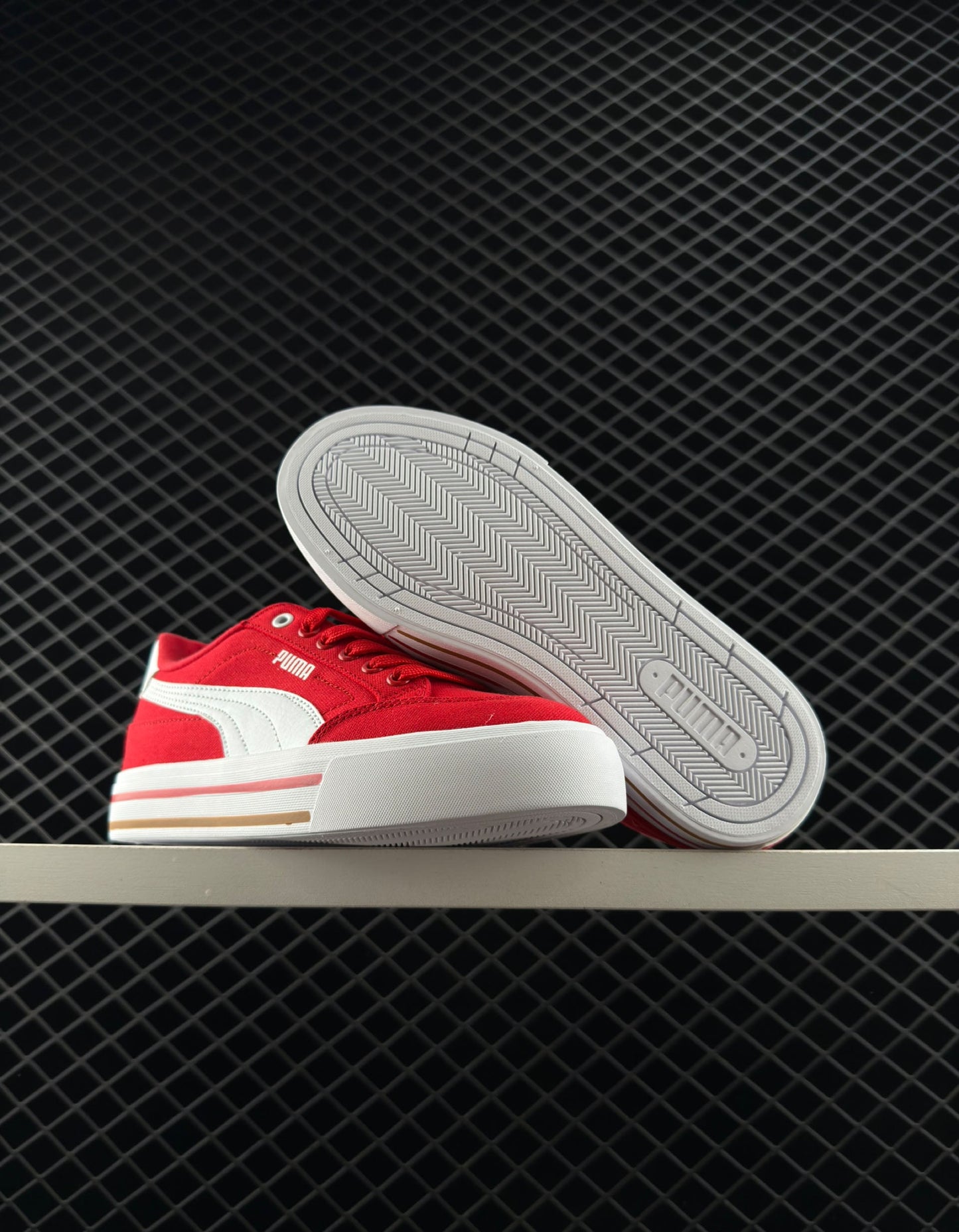 Puma Men's And Women's Sports Shoes