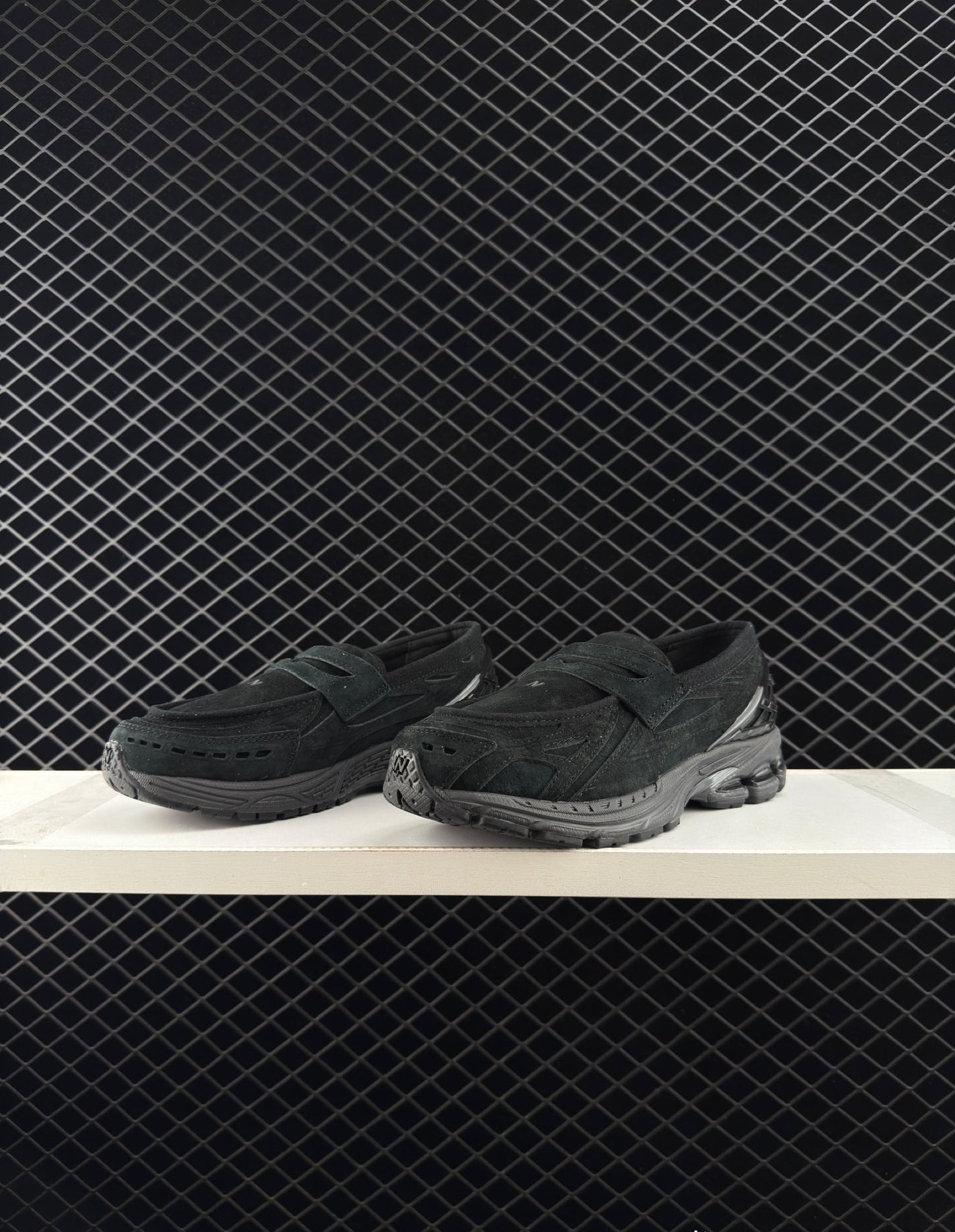 New Balance Dad Style All Black Casual Sneakers