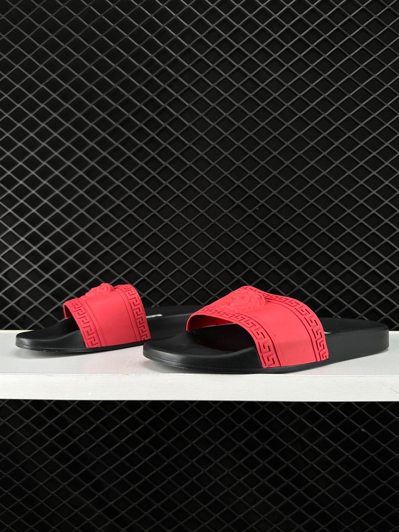 Versace Open-Toe Casual Slippers Graffiti Limited Edition Beach Shoes