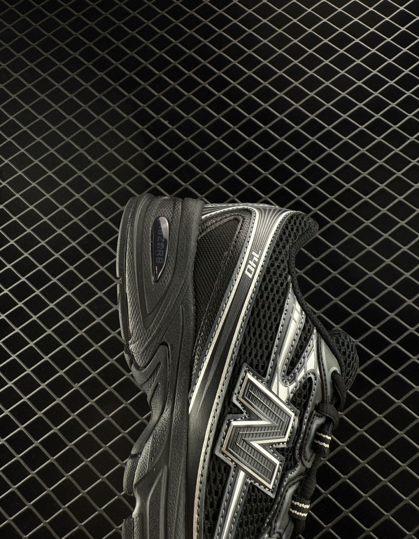 New Balance Retro Black Sneakers