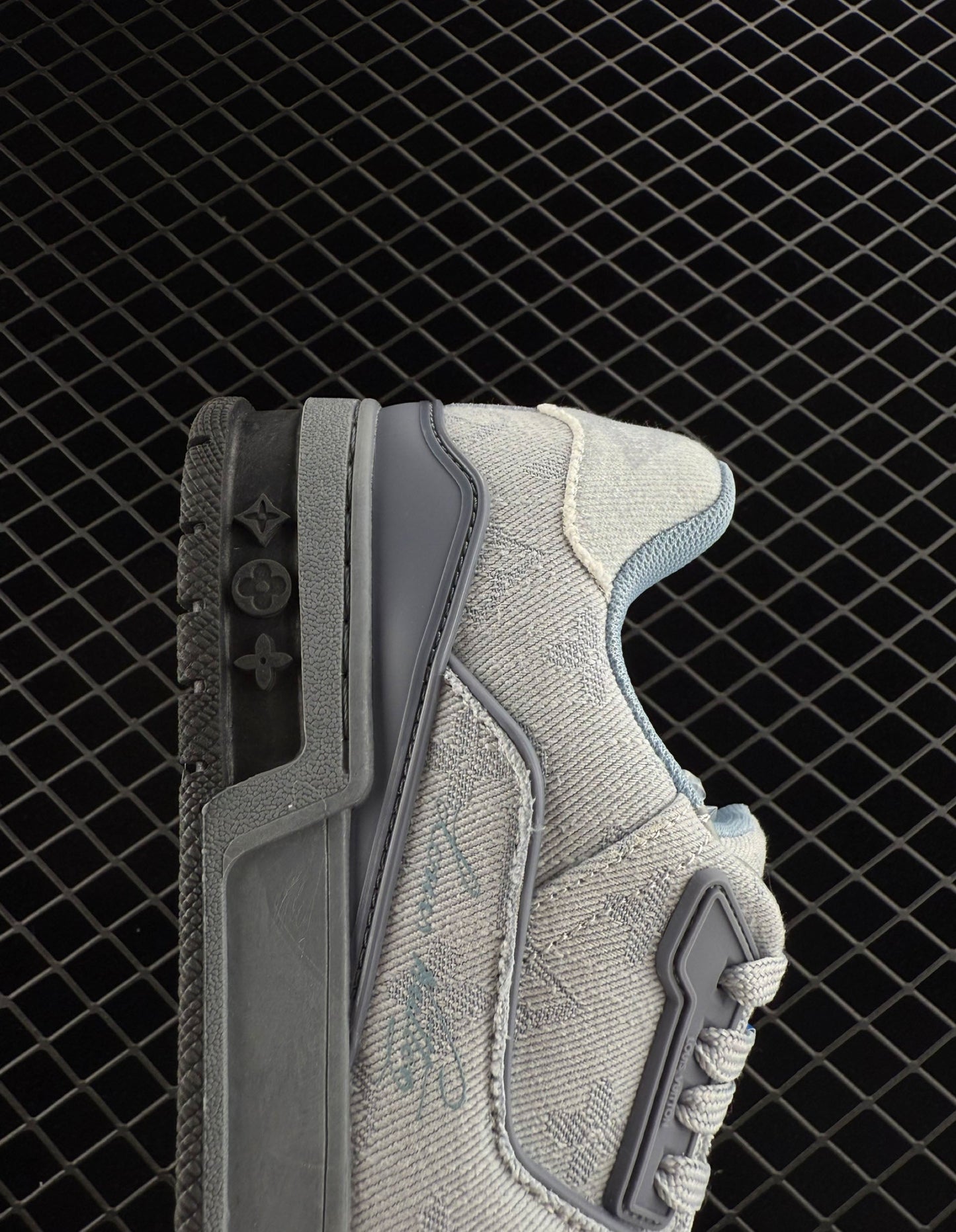 Louis Vuitton Low-top Lace-up Sneakers