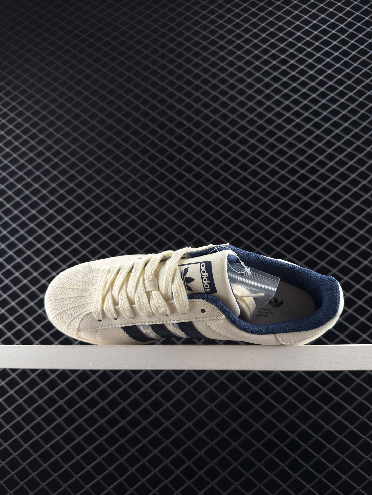 Adidas Originals Gazelle Indoor Low Top Casual Skate Shoes
