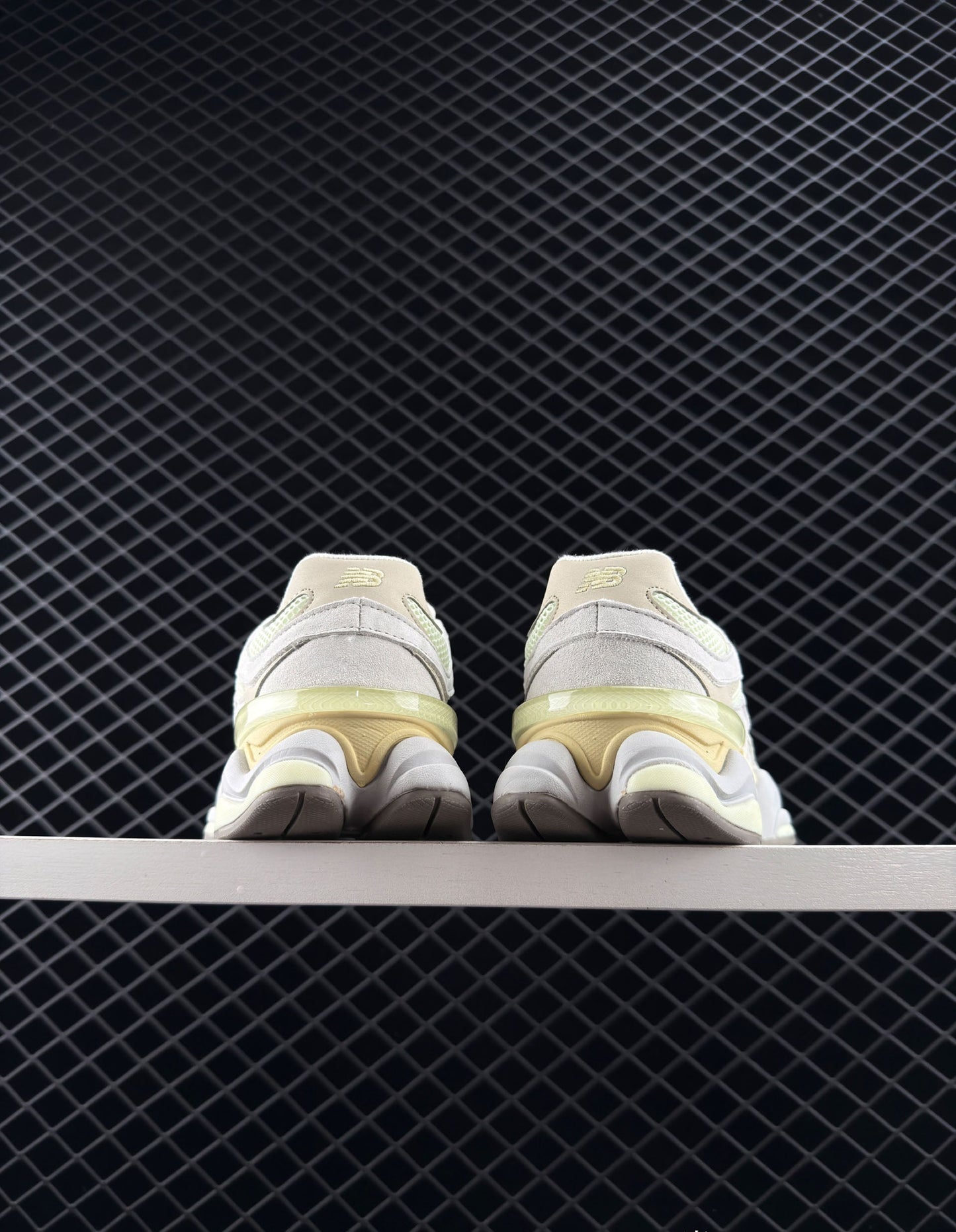 New Balance Little Elephant Hoof Comfortable And Versatile Dad Shoes For Men And Women