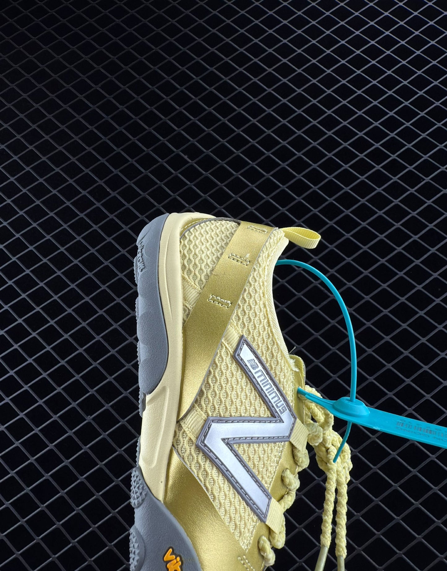 New Balance Anti-slip Lightweight Low-top Running Shoes