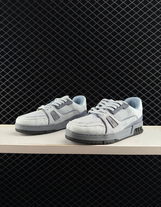 Louis Vuitton Low-top Lace-up Sneakers