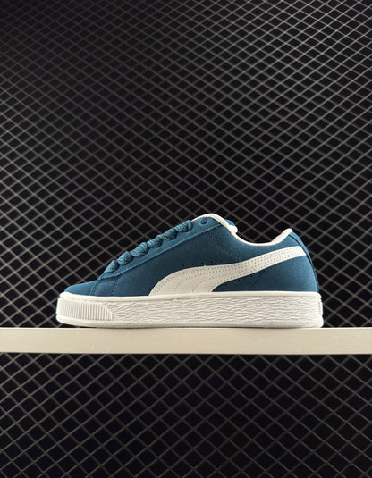 Puma Classic Color Flat Sneakers