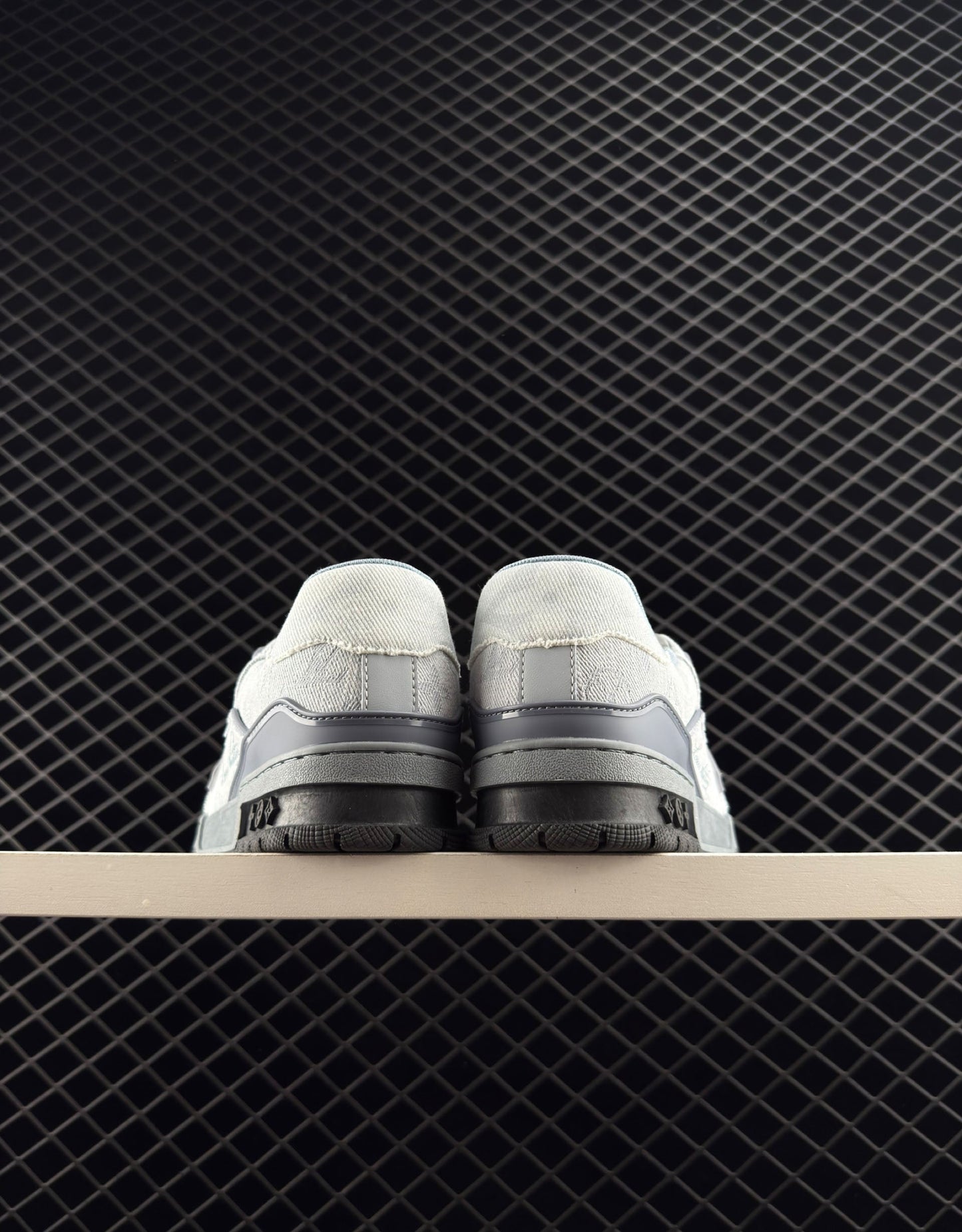 Louis Vuitton Low-top Lace-up Sneakers