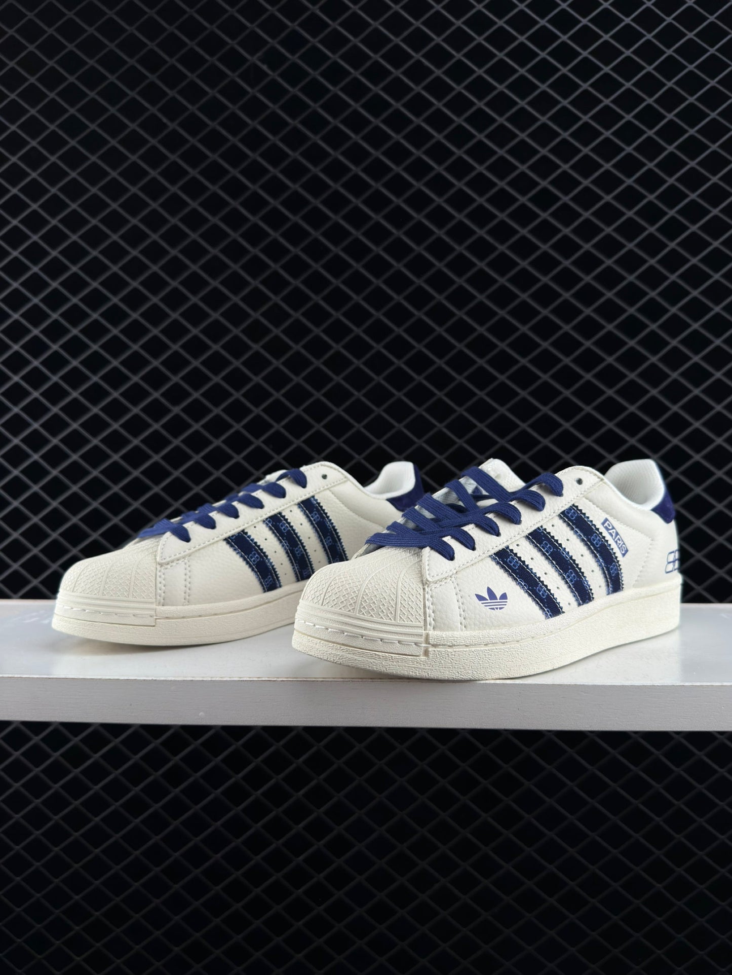 Adidas Originals Gazelle Indoor Low Top Casual Skate Shoes