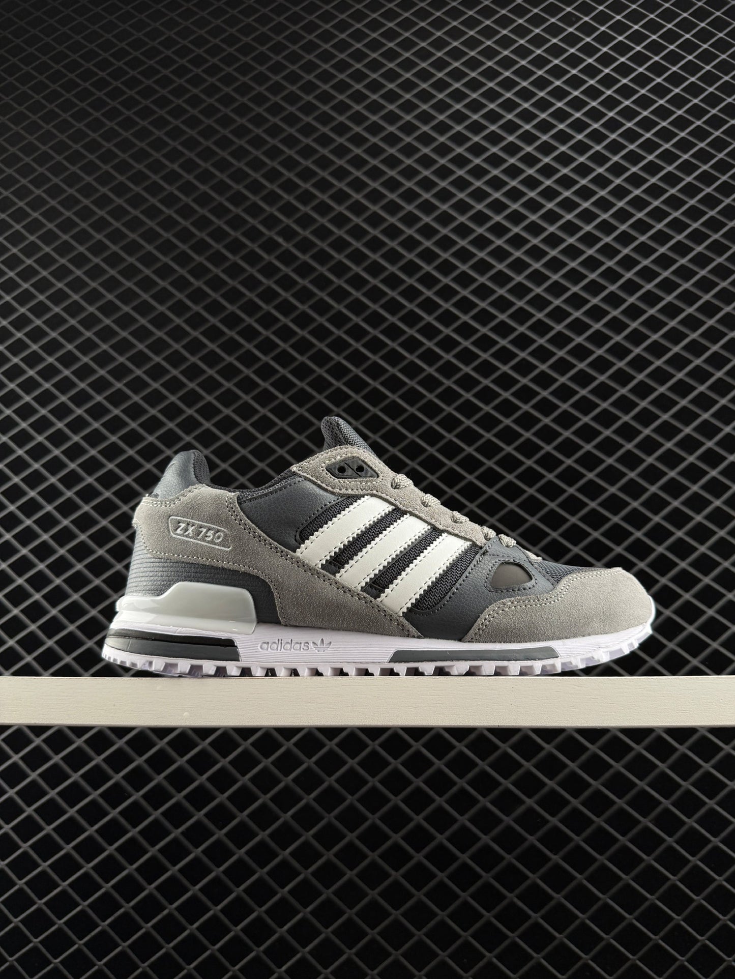 アディダス オリジナルス ZX750 レトロ カジュアル ジョギング ランニングシューズ
