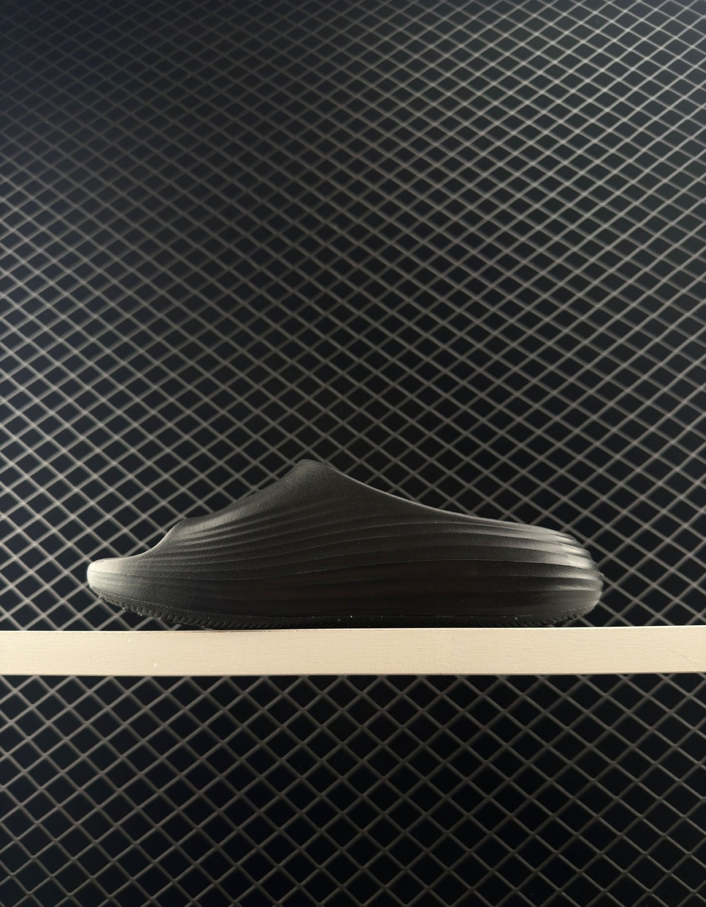 Nike Simple And Comfortable Hole Shoes