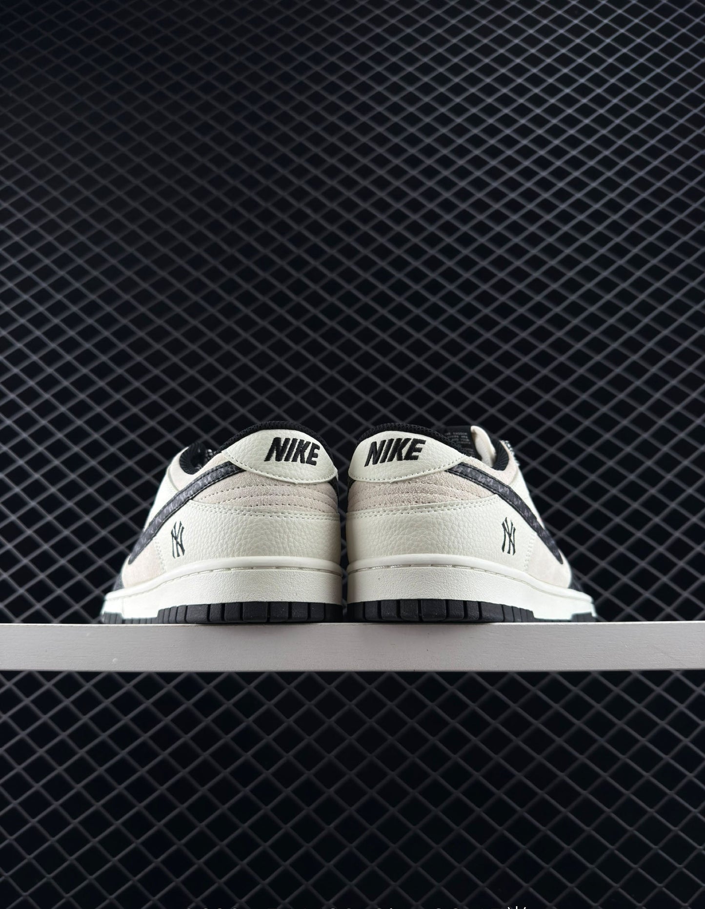 Nike SB Series Low-top Casual Sports Shoes