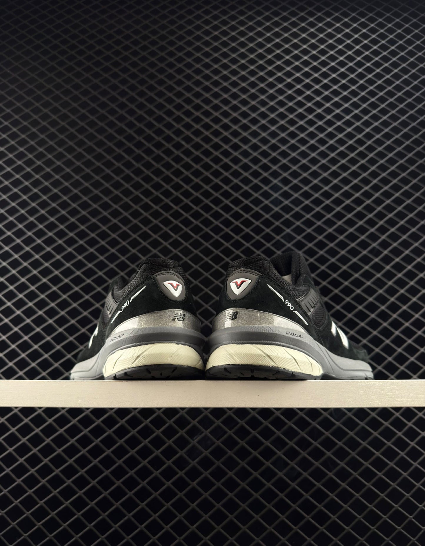 New Balance Classic Retro Black Sneakers