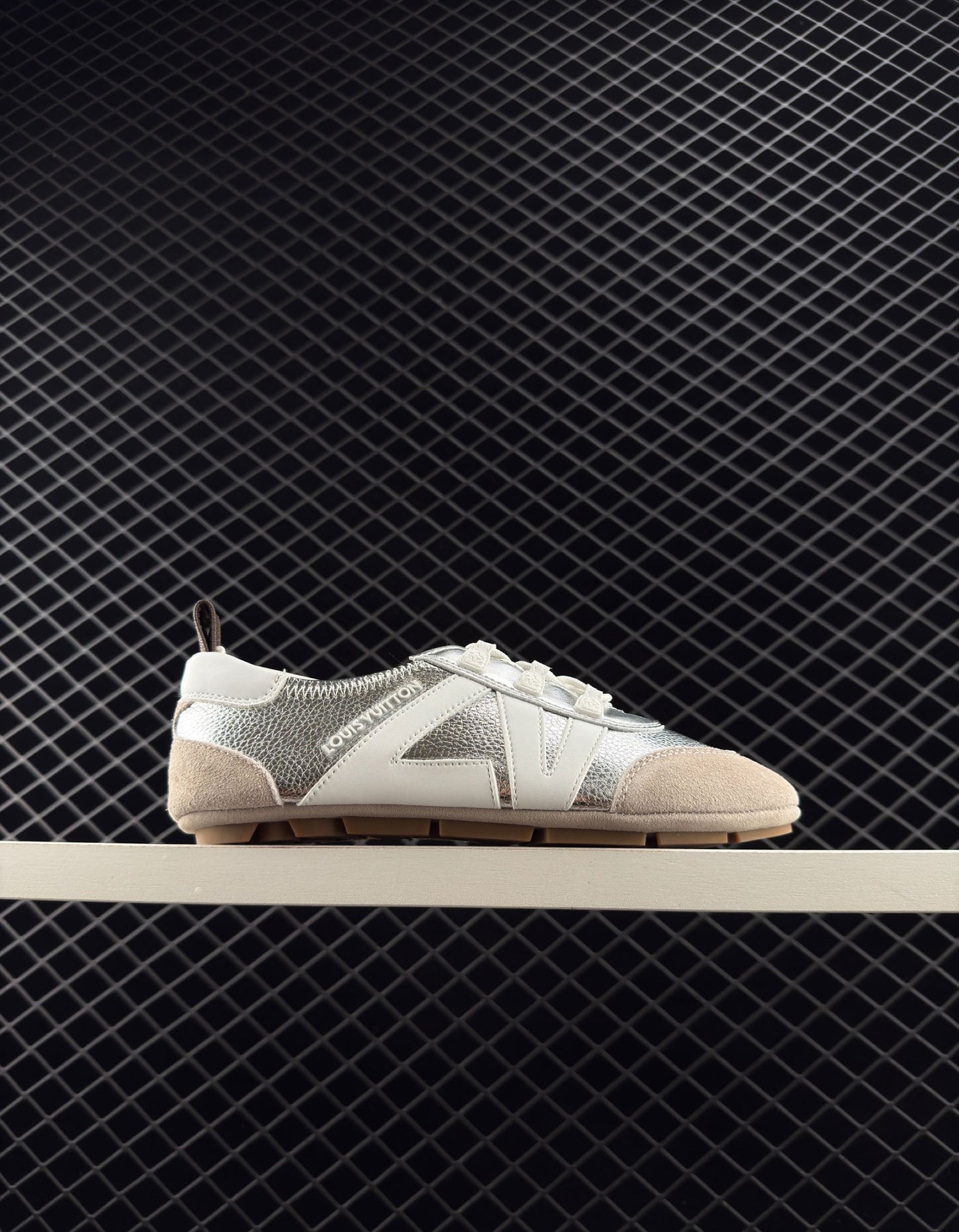 Louis Vuitton sheepskin round toe lace-up ballet style women's low-top casual shoes