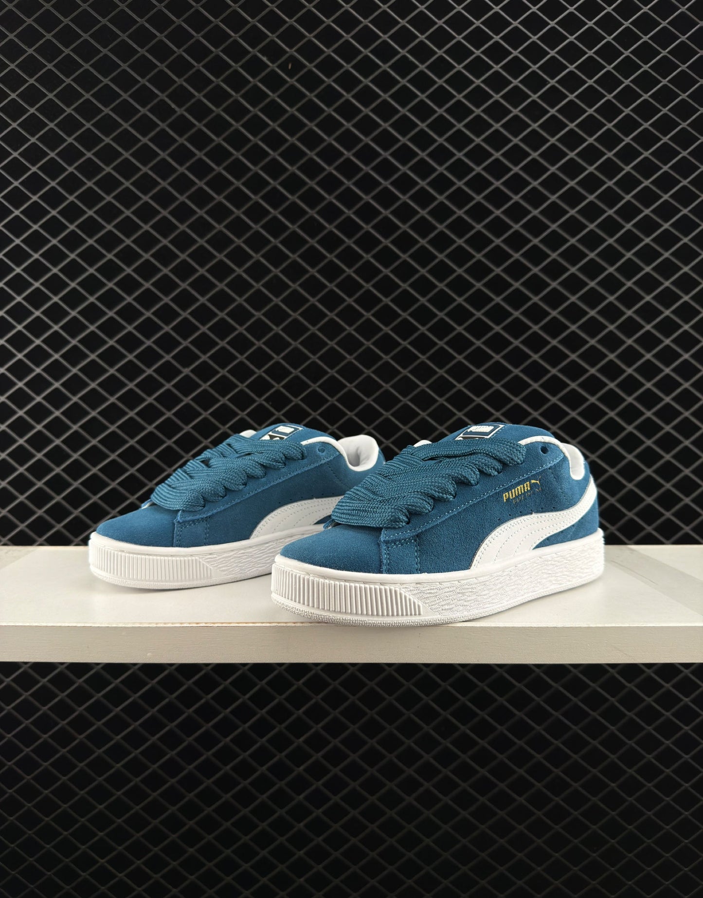 Puma Classic Color Flat Sneakers