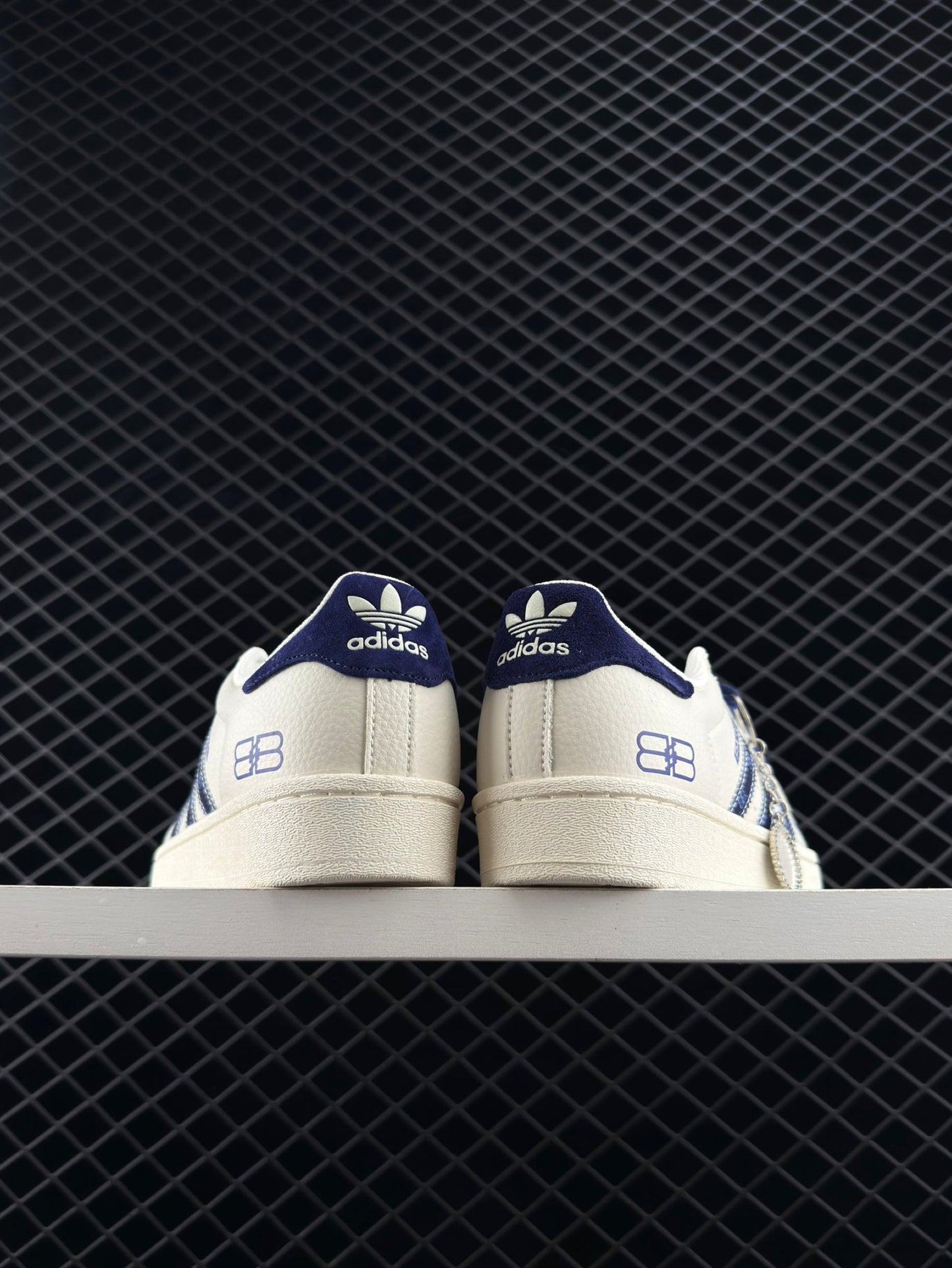 Adidas Originals Gazelle Indoor Low Top Casual Skate Shoes