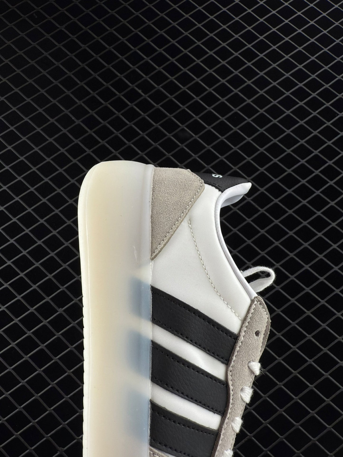 Adidas Originals Samba Vegan OG Versatile Leather Skate Shoes