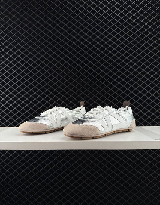 Louis Vuitton sheepskin round toe lace-up ballet style women's low-top casual shoes