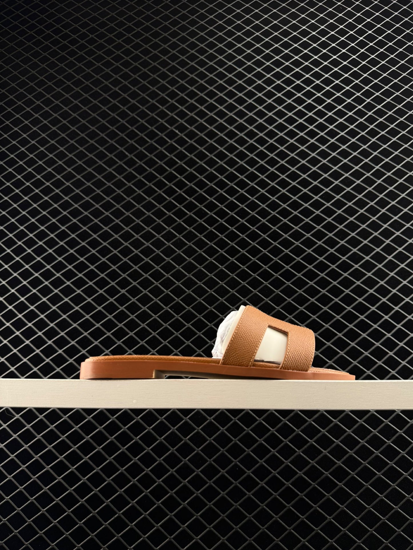 Hermes Vacation Home Essentials Flat Slippers with Large Soles