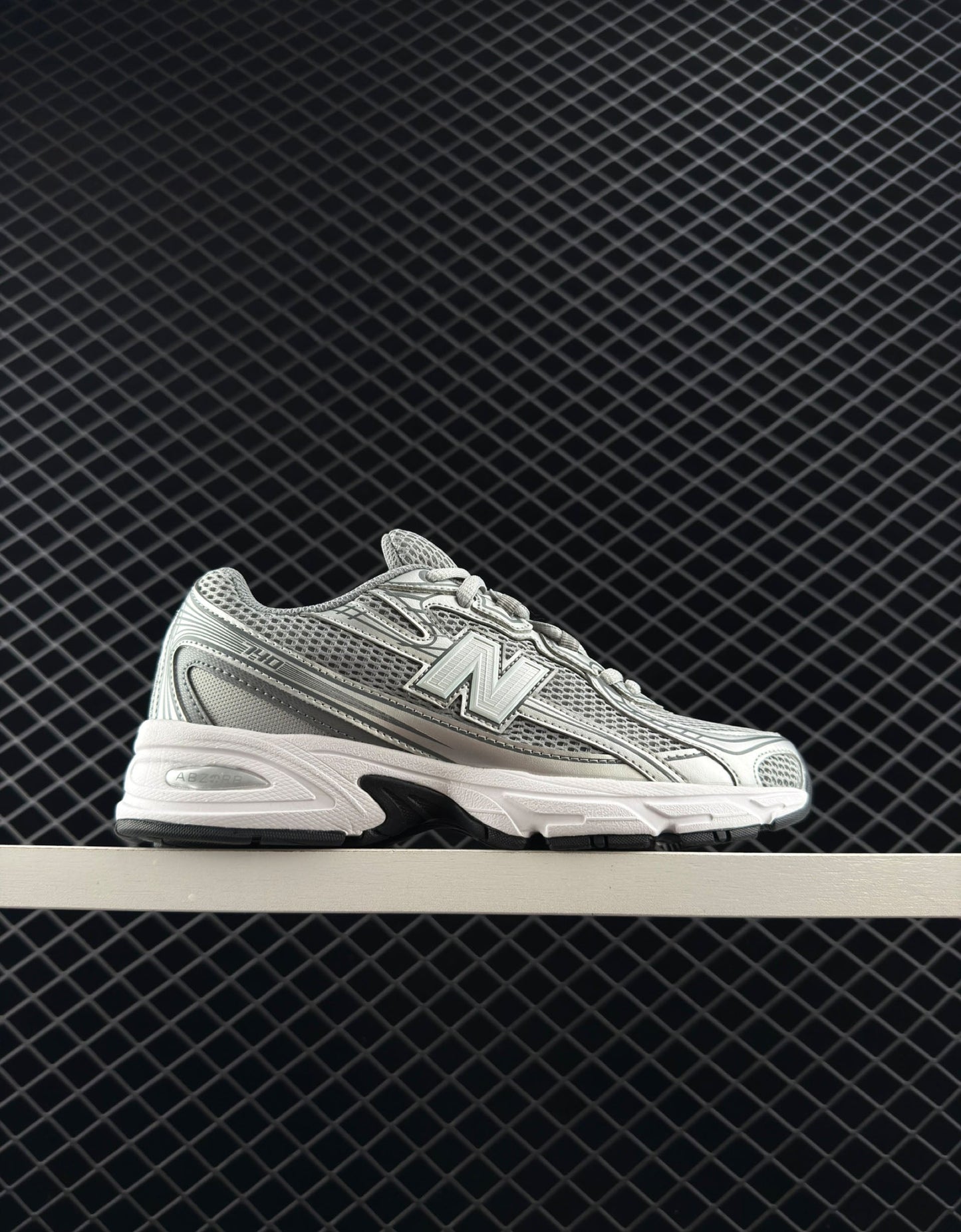 New Balance Trendy Breathable Retro Sneakers