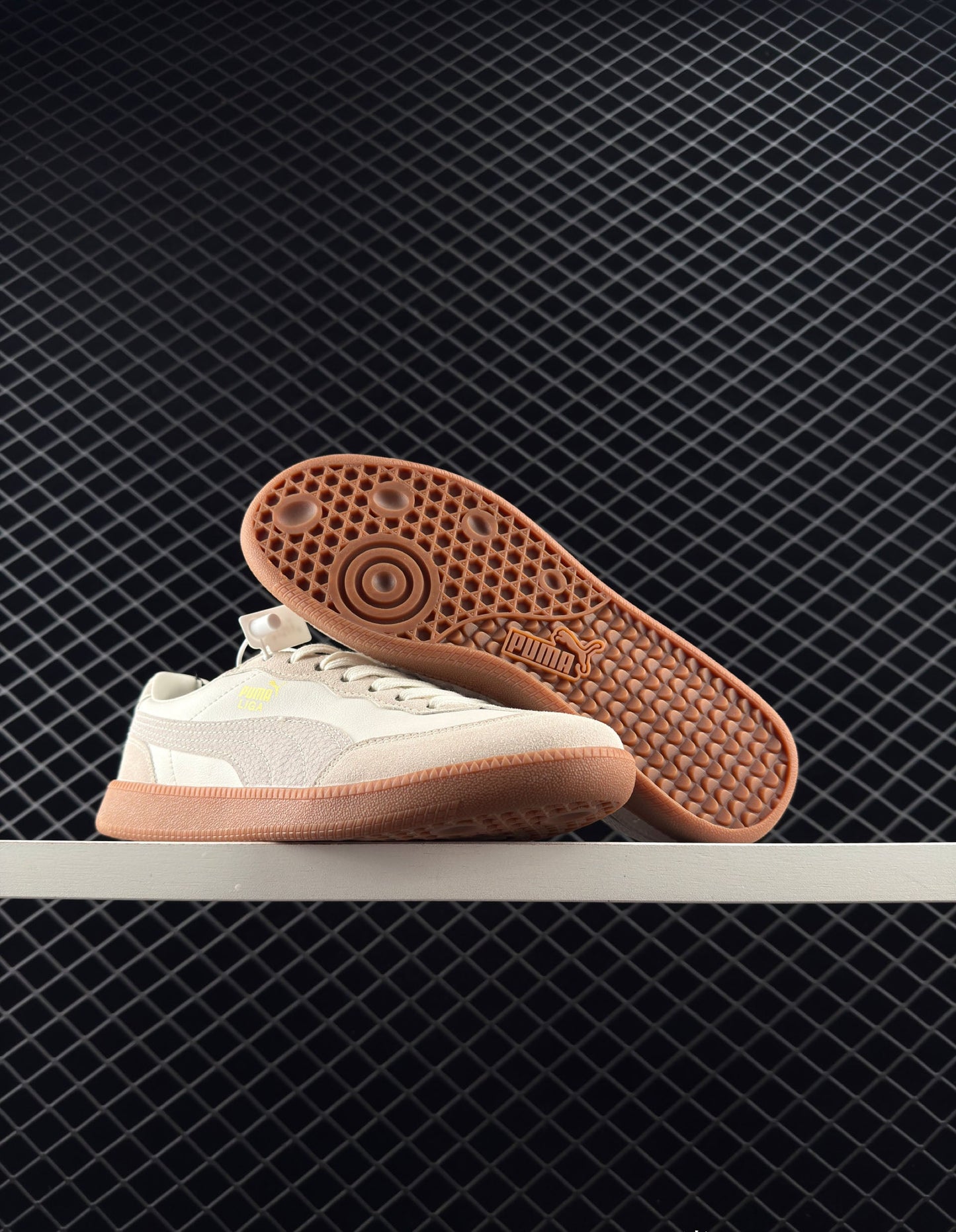 Puma White Non-slip Wear-resistant Low-top Sneakers