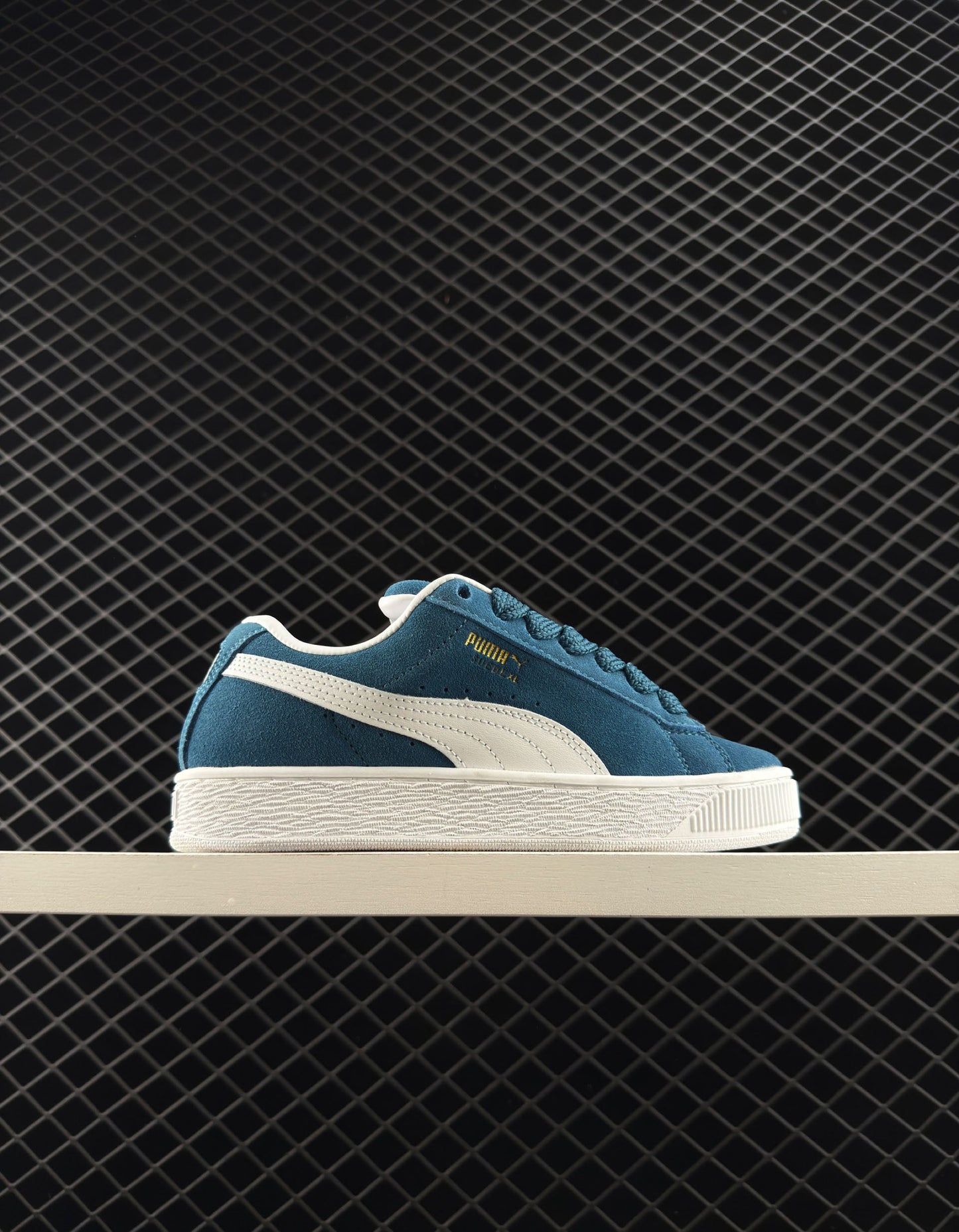 Puma Classic Color Flat Sneakers