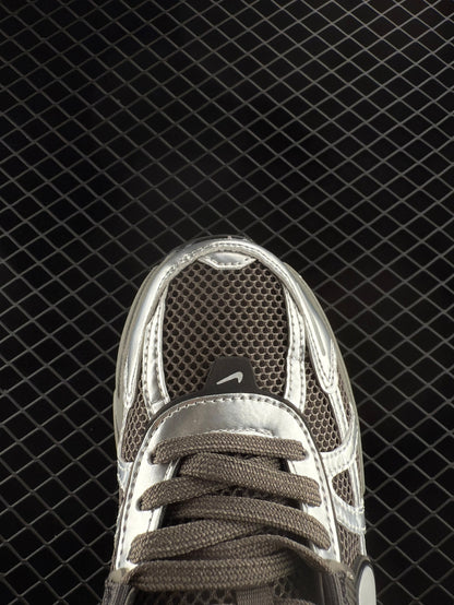 バレンシアガ アンチスリップ レトロ ロートップ ランニングシューズ