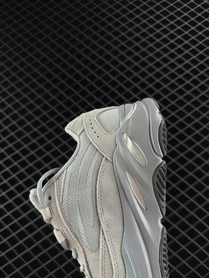 Adidas Yeezy Boost 700 V2 Retro Jogging Running Shoes