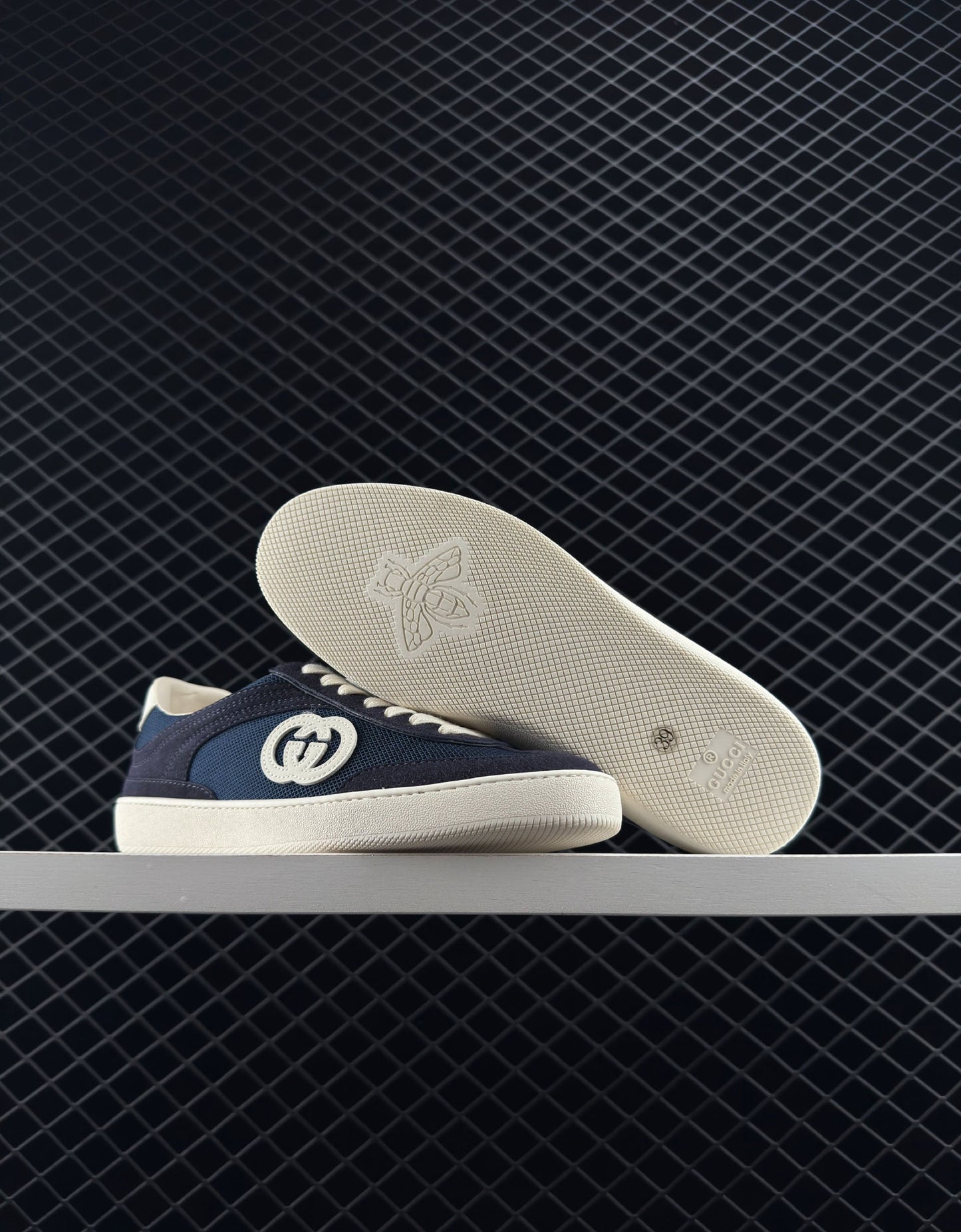 Gucci Low-top Casual Sneakers