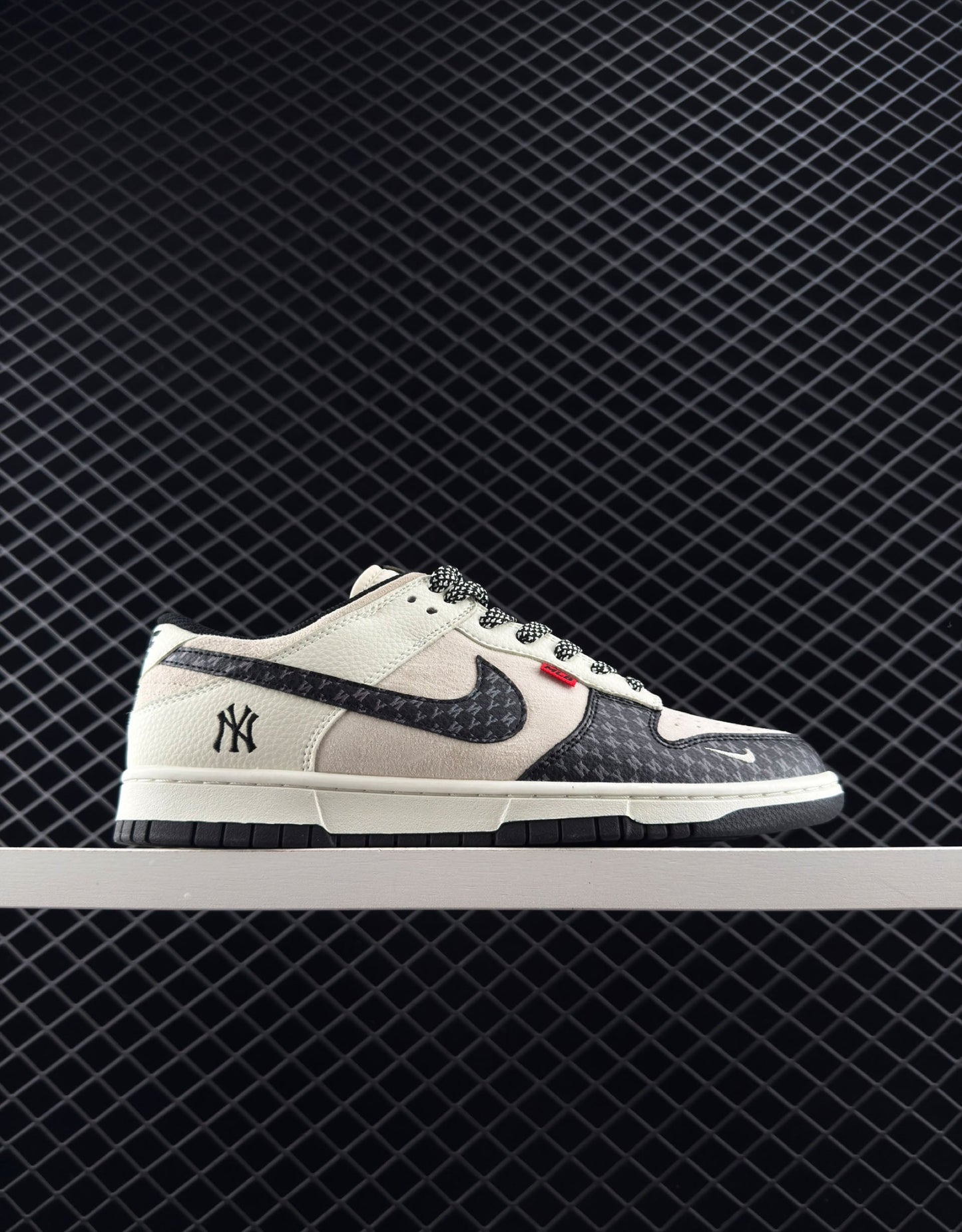 Nike SB Series Low-top Casual Sports Shoes