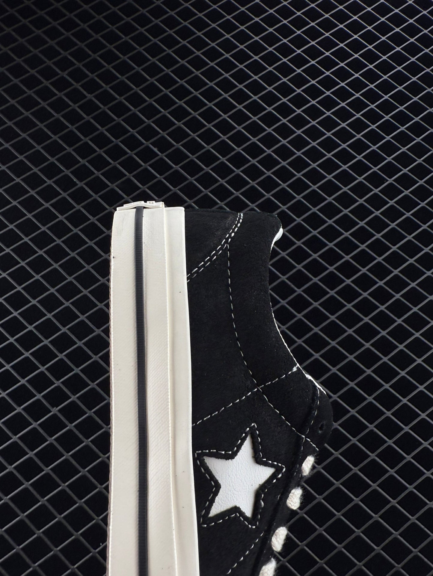 Converse One Star 95 Men's and Women's Retro Low Top Suede Skate Shoes